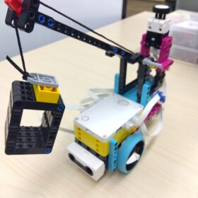 LEGOのクレーン車